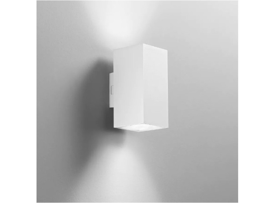 APLIQUE LED DOBLE EMISIÓN CON POSTE CUADRADO BLANCO 2X8W 1960LM CCT IP65 7.8X9.9X16CM