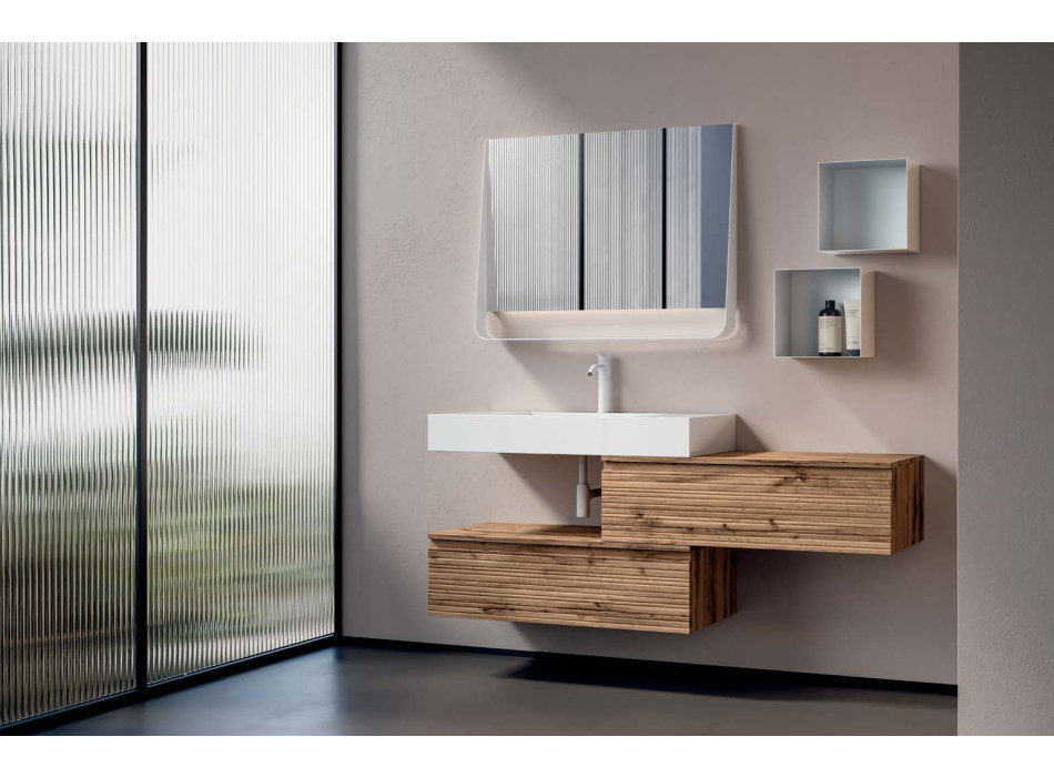 Composición de Saturno 113 Oltrebagno