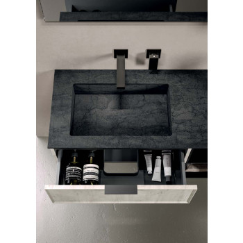 Composición de Venus 107 Oltrebagno