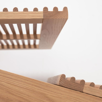 Aparador Beyla de 4 puertas en madera maciza y chapa de roble 180 x 71,5 cm FSC 100%