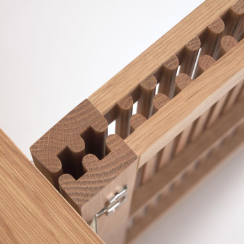 Aparador Beyla de 4 puertas en madera maciza y chapa de roble 180 x 71,5 cm FSC 100%