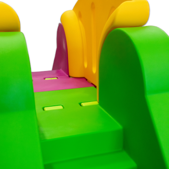 Modelo de juguete cúbico e- juego modular con 1 pequeño tobogán-escalera, 2 cubos y 1 casa.