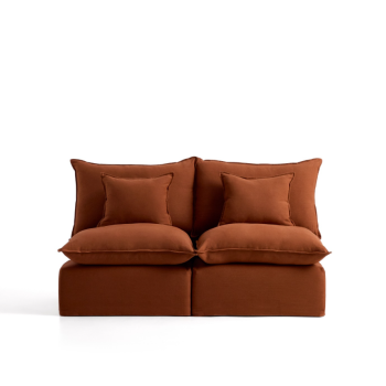 Sofá modular Anarela de 2 plazas con funda extraíble de lino color terracota, 180 cm. Crédito FSC Mix.
