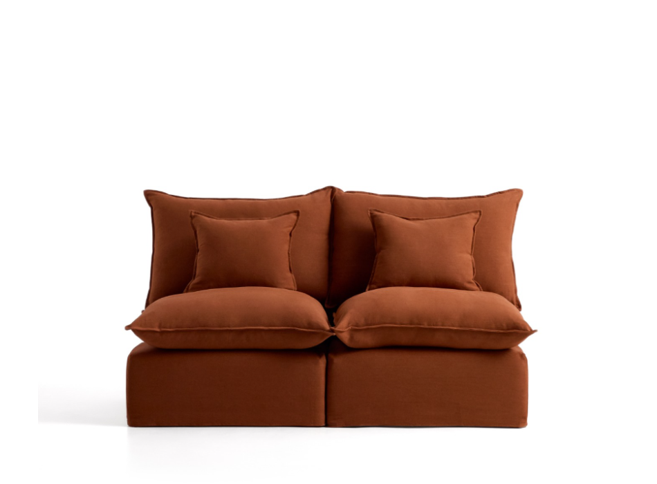 Sofá modular Anarela de 2 plazas con funda extraíble de lino color terracota, 180 cm. Crédito FSC Mix.