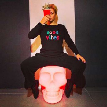 LAMPARA DE MESA Y TABURETE MEXICO CON LED RECARGABLE 70005LED QEEBOO