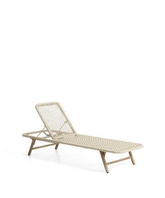Cuna Dandara de acero, cuerda color crudo y patas de madera maciza de acacia con certificación FSC 100%.