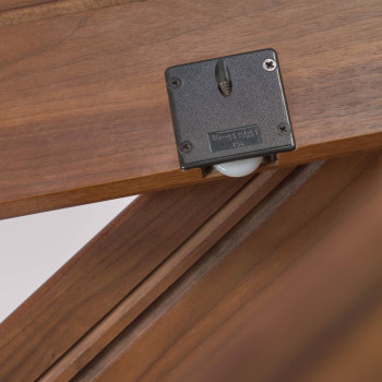 Librería Carolin chapada en nogal 130 x 169 cm