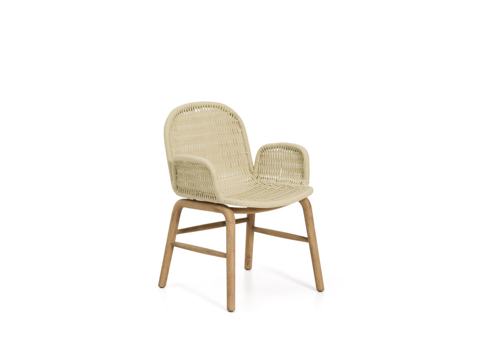 Silla Alipa con reposabrazos de madera maciza de acacia y cuerda color crudo 100% FSC