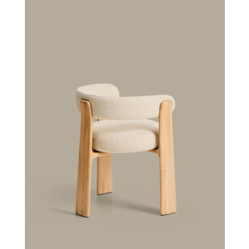 Silla de exterior Granite de 3 patas color beige con patas de teca maciza en acabado de tono natural FSC 100%.