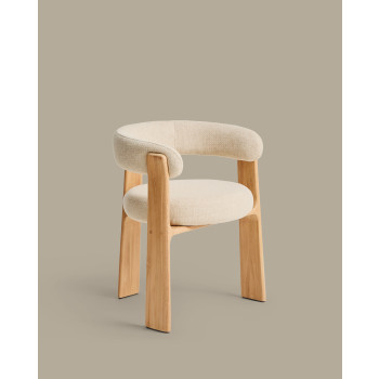 Silla de exterior Granite de 3 patas color beige con patas de teca maciza en acabado de tono natural FSC 100%.