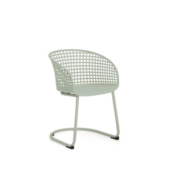 Silla de exterior Tenaro de plástico con estructura de acero.