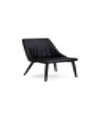 Silla Oliver de piel ecológica negra con estructura Vacchetti negra.