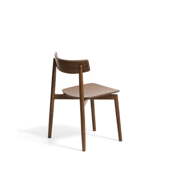 Silla Evera en chapa de roble con acabado