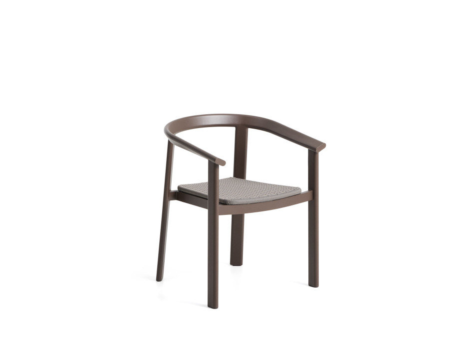 Silla apilable de exterior Erice en aluminio y cuerda marrón.