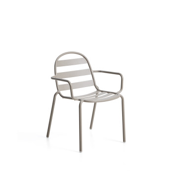 Silla apilable de exterior Joncols de aluminio con acabado pintado.