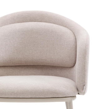 Silla Minda beige con patas de acero y acabado beige Crédito FSC Mix