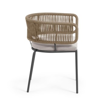 Silla Nadin en cuerda beige y patas de acero zincado y patas de acero zincado