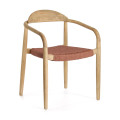 Silla Nina de madera maciza de terracota.