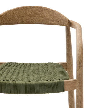 Silla Nina de madera maciza de terracota.