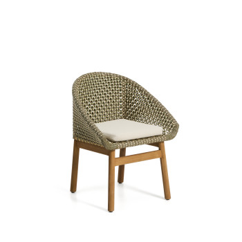 Silla Olbia de ratán sintético y madera maciza de teca 100% certificada FSC.