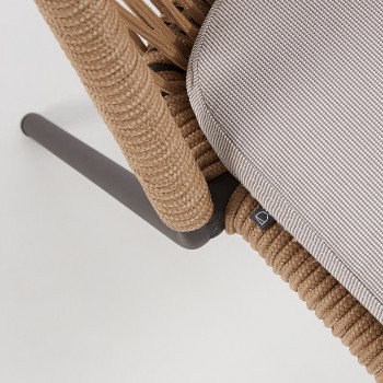 Silla Shann en cuerda beige con patas de acero zida beige