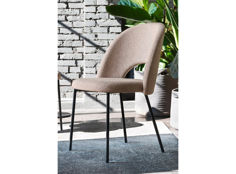 Silla Tuka con orificio medio CB2306 Connubia