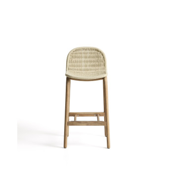 Taburete Alipa de madera maciza de acacia y cuerda.