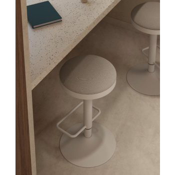 Taburete Zaib en chenilla LA FORMA