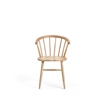 Silla Trise DM y madera maciza de caucho con laca natural