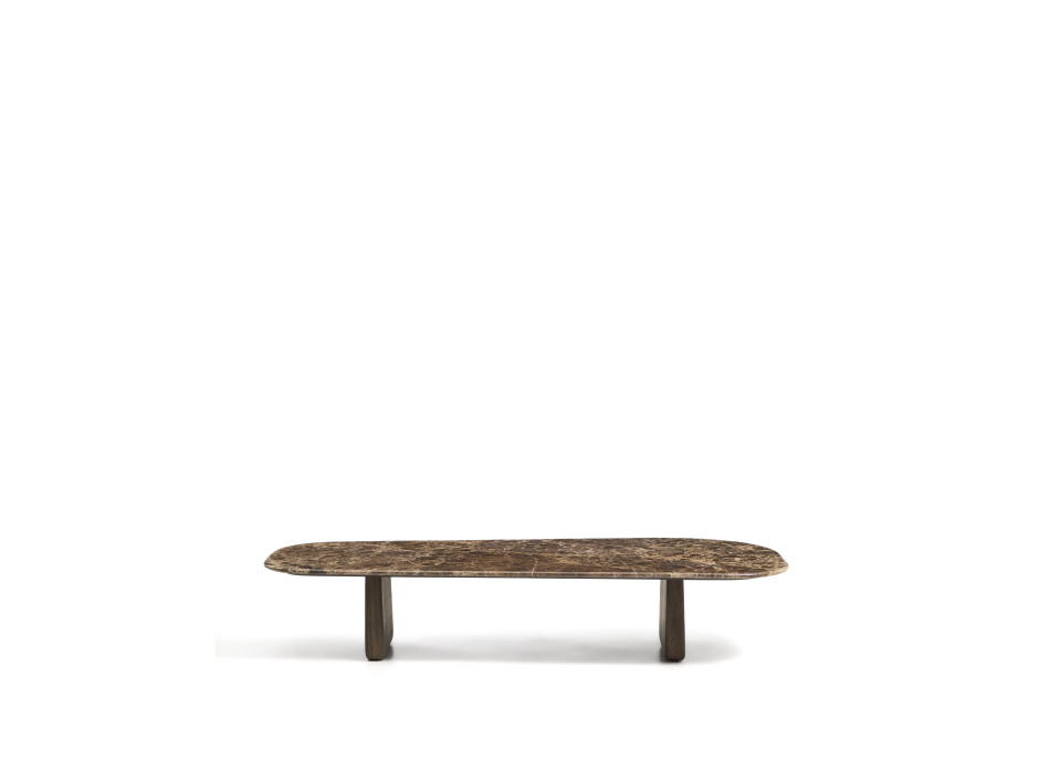 Mesa de centro Pirita en mármol marrón y patas de roble macizo con acabado