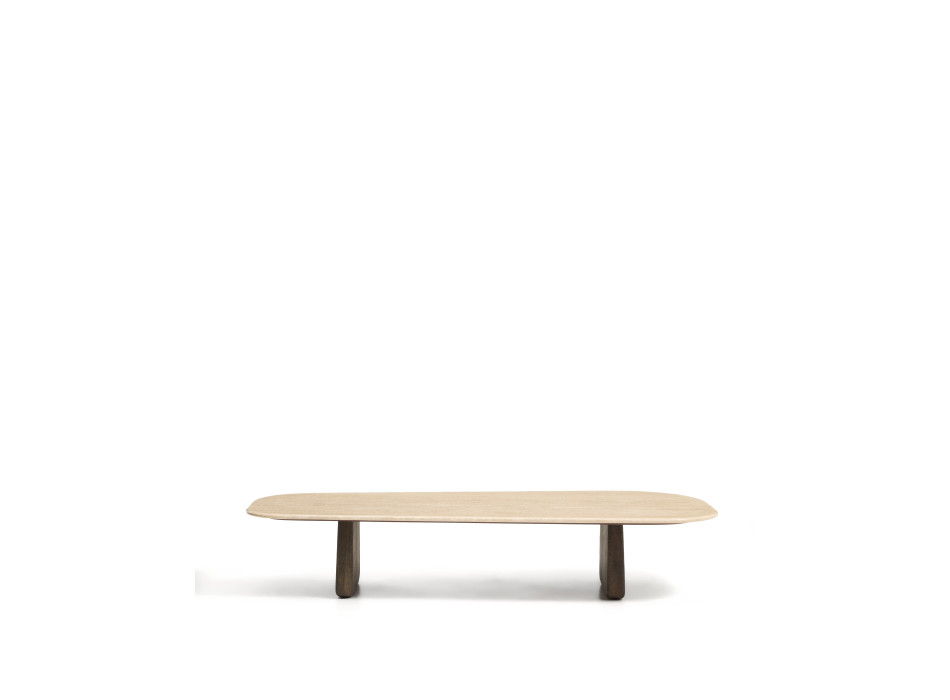 Mesa de centro Pirita en travertino beige y patas de roble macizo con acabado