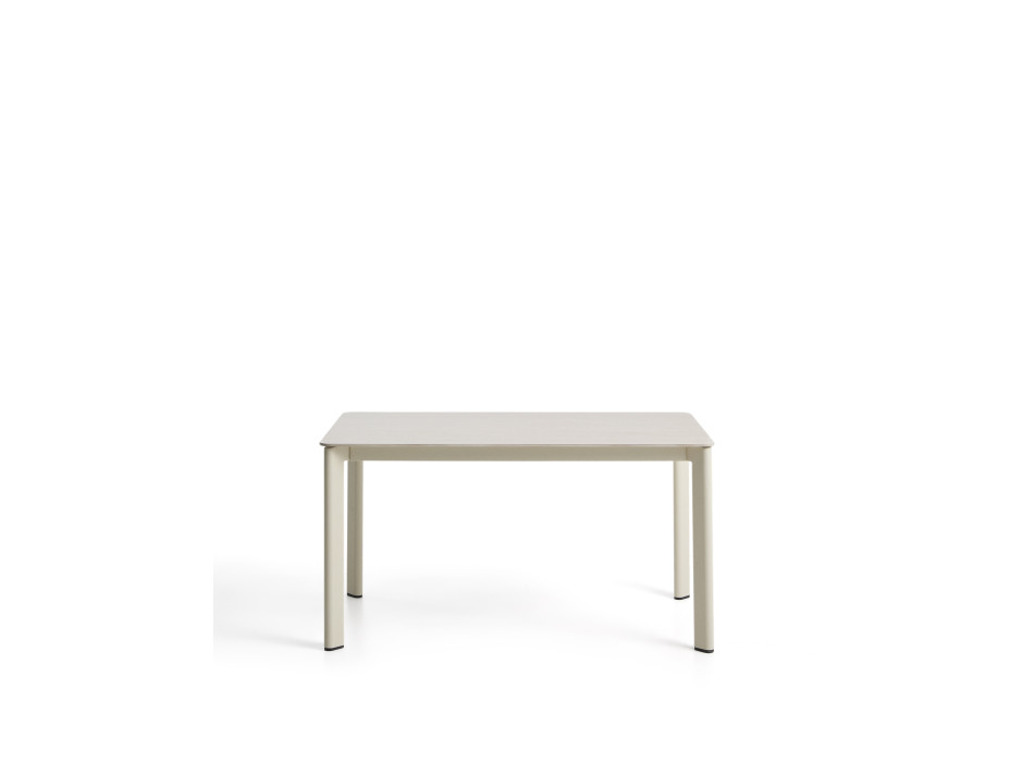 Mesa Anafi de piedra sinterizada y aluminio crudo, 140 x 80 cm
