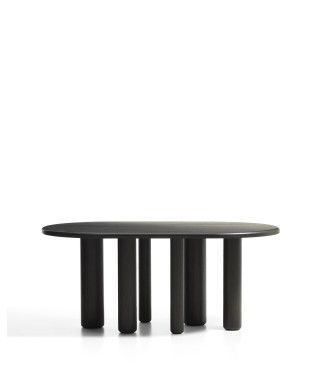 Mesa ovalada Mailen de fresno con acabado oscuro, Ø 180 x 105 cm.