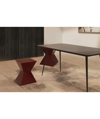 Mesa cuadrada PUNTA Siderio