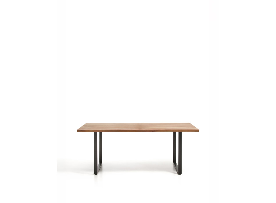 Mesa Uxue de madera maciza de acacia con patas de acero negro, 180 x 90 cm.